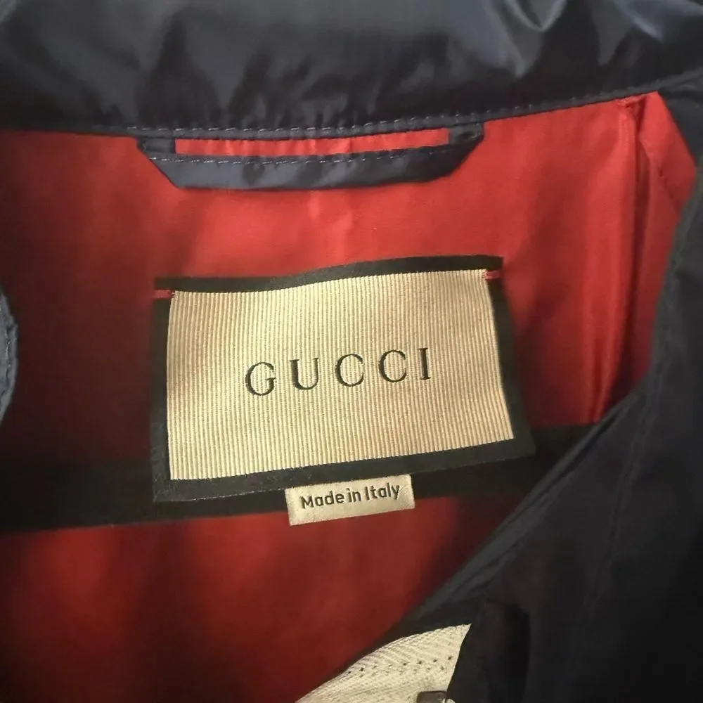 Brand new with tags Gucci Men's Navy and Red Windbreaker sz 52 us sz xl
